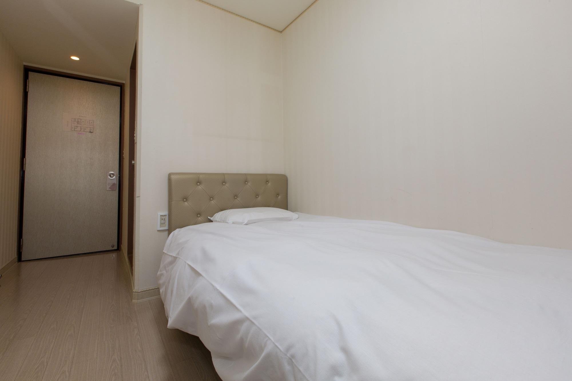 Hotel Empire In Shinjuku Токіо Екстер'єр фото